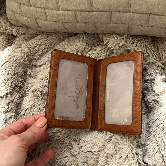 LOUIS VUITTON ID / Card holder - Picture 10 of 11